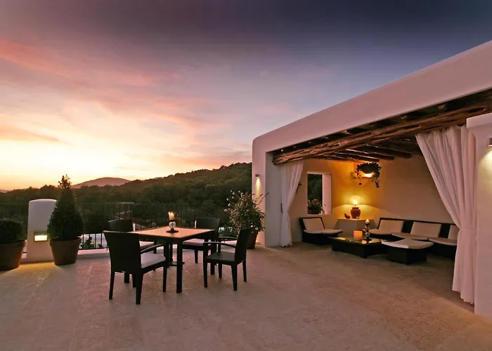  Hotel Rural & Spa Can Curreu